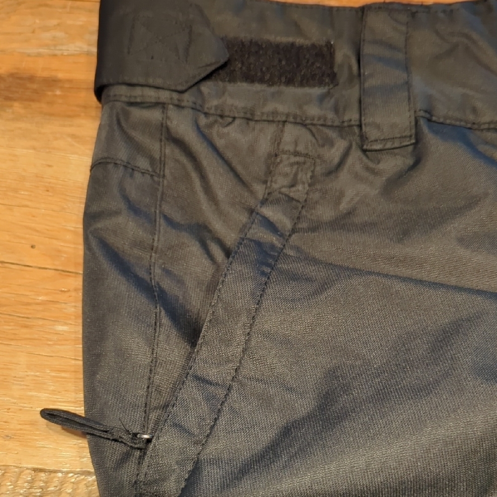 Arctix Black Women's Insulated Snow Pants - Picture 13 of 16